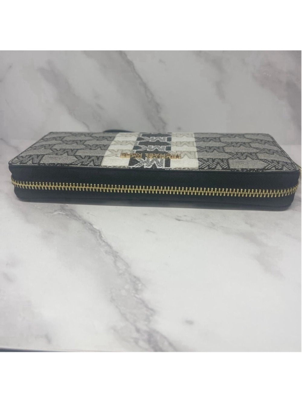 Michael Kors Continental Zip Wallet/
Wristlet Jacquard Logo Black/Gray/White - Picture 4 of 8